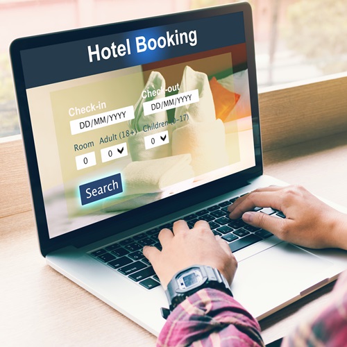 Hotel / Resort / Villa / Yacht / Cruise