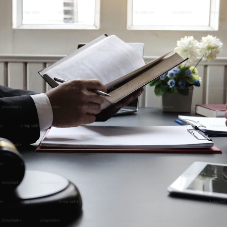 Contract & Corporate Legal Services